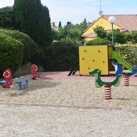 3p, Terrasse, 6 Pers, Piscine, Garage, Proche Et Commerces - Fr-1-307-94 Le Grau-du-Roi